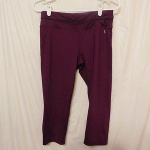 Danskin Now Fitted Capri Leggings S (4-6) Purple